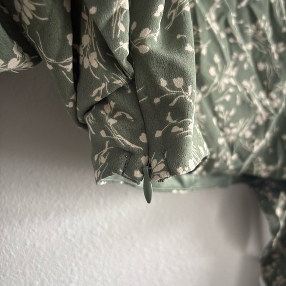 Altar'd State Green Floral Wrap and Tie Cropped Blouse - Picture 7 of 7